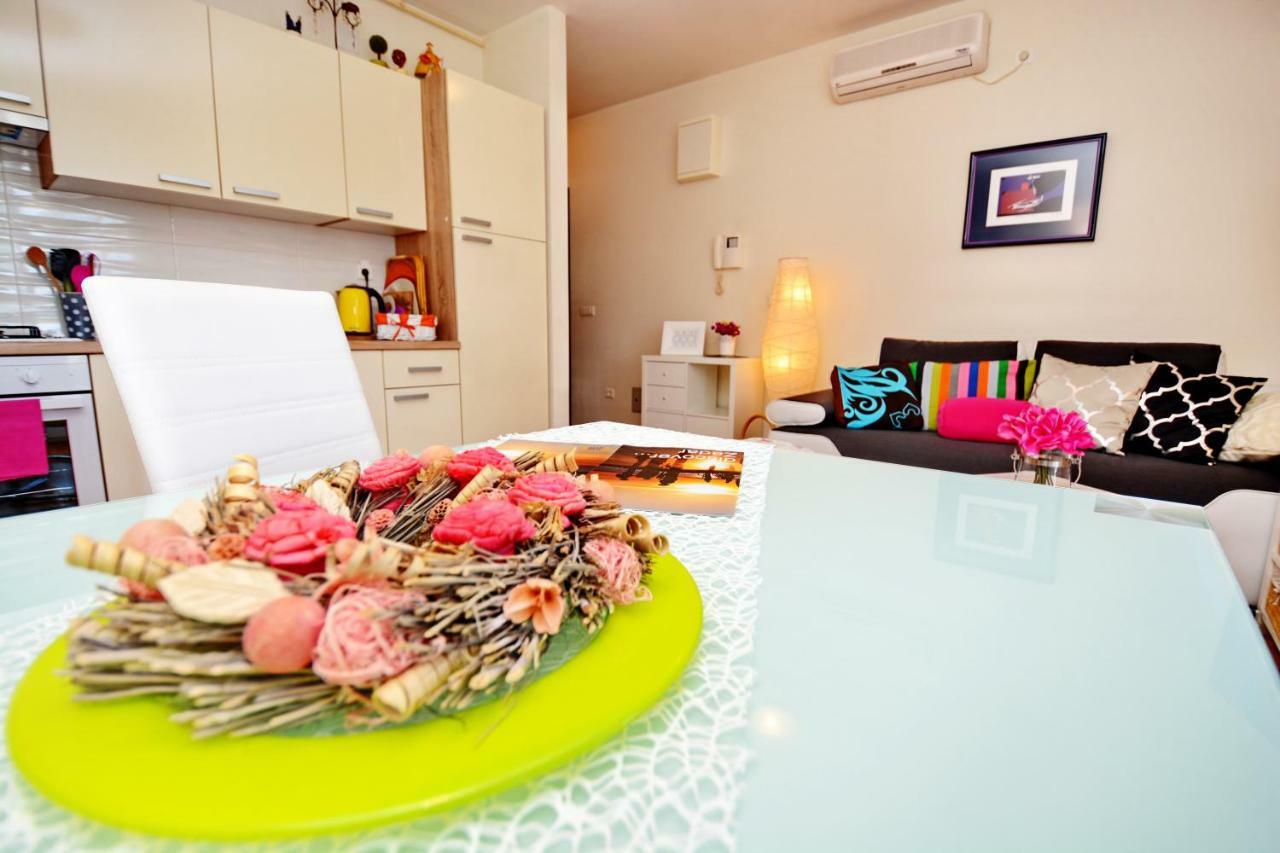 Apartment Vacation In Zadar - Mirna Eksteriør bilde